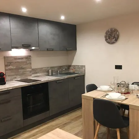 Le Genepi Apartment